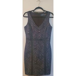 GUESS Body Con Dress Chevron Black Flattering V Neck Leather look Banding WOM 8